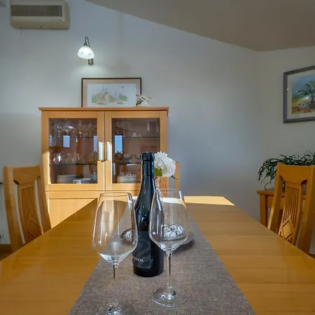 Apartman Mirjan Pula Buitenkant foto